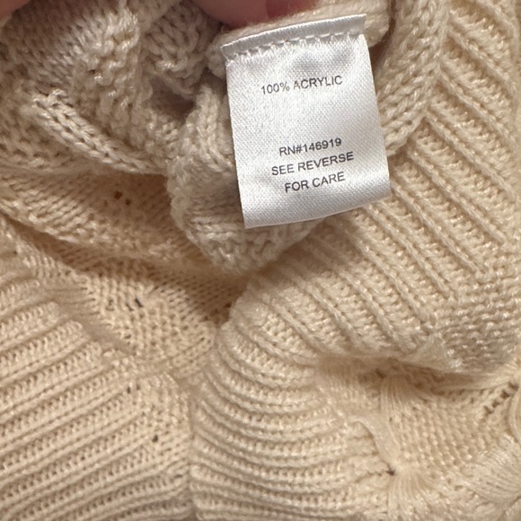 Cream Knit Women's Top - Picture 6 of 6